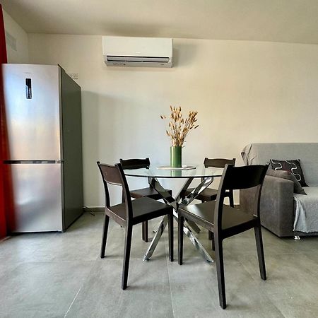 Mive-Delux Three Bedroom Apartment In Марсаскала Екстериор снимка