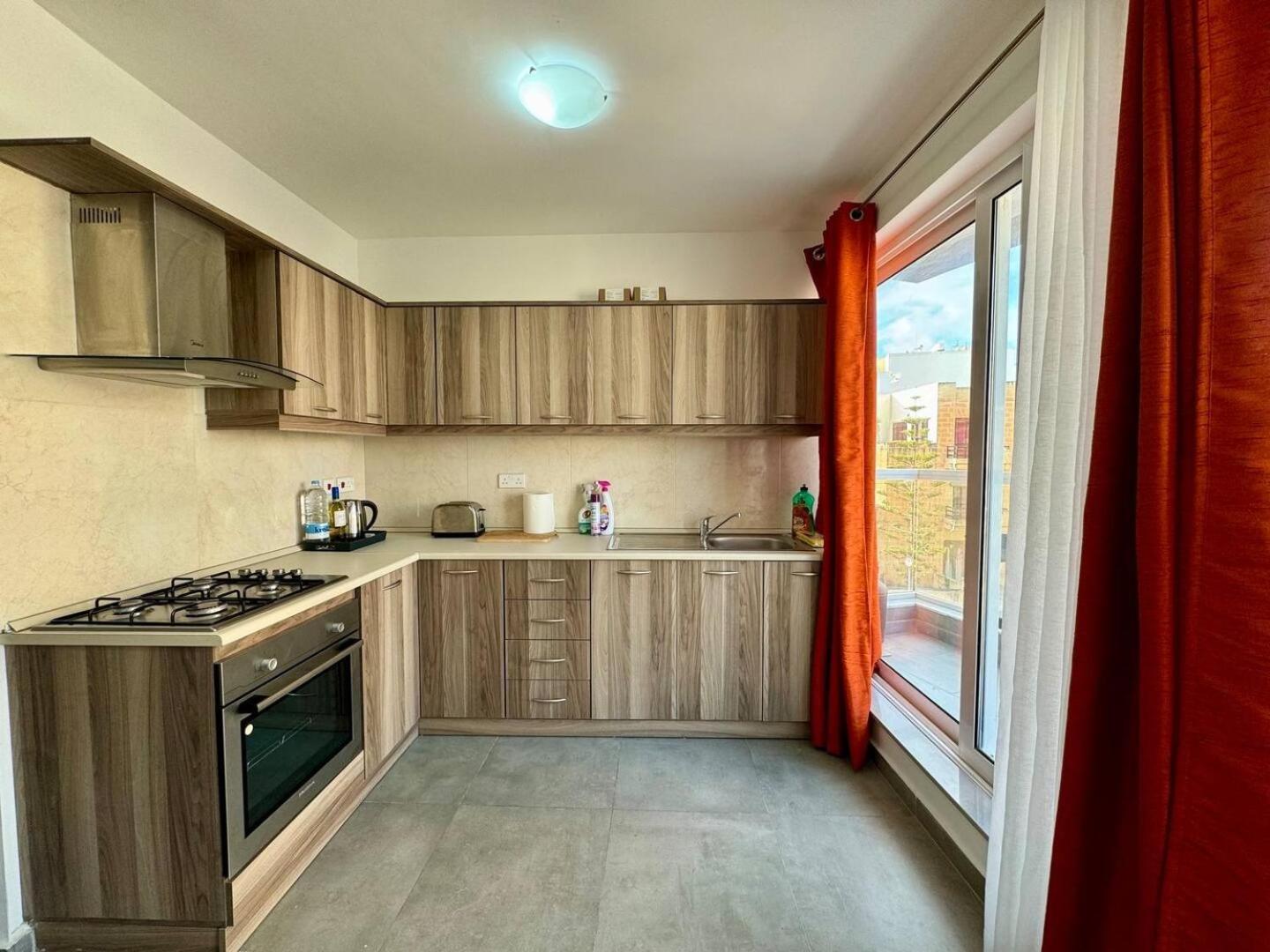 Mive-Delux Three Bedroom Apartment In Марсаскала Екстериор снимка