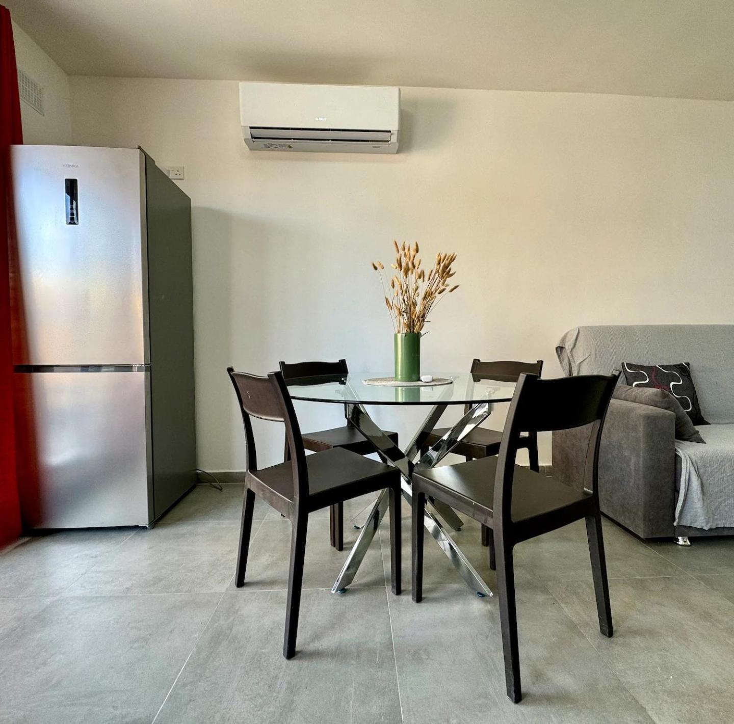 Mive-Delux Three Bedroom Apartment In Марсаскала Екстериор снимка