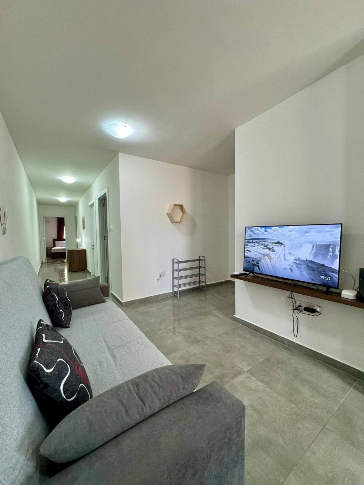 Mive-Delux Three Bedroom Apartment In Марсаскала Екстериор снимка