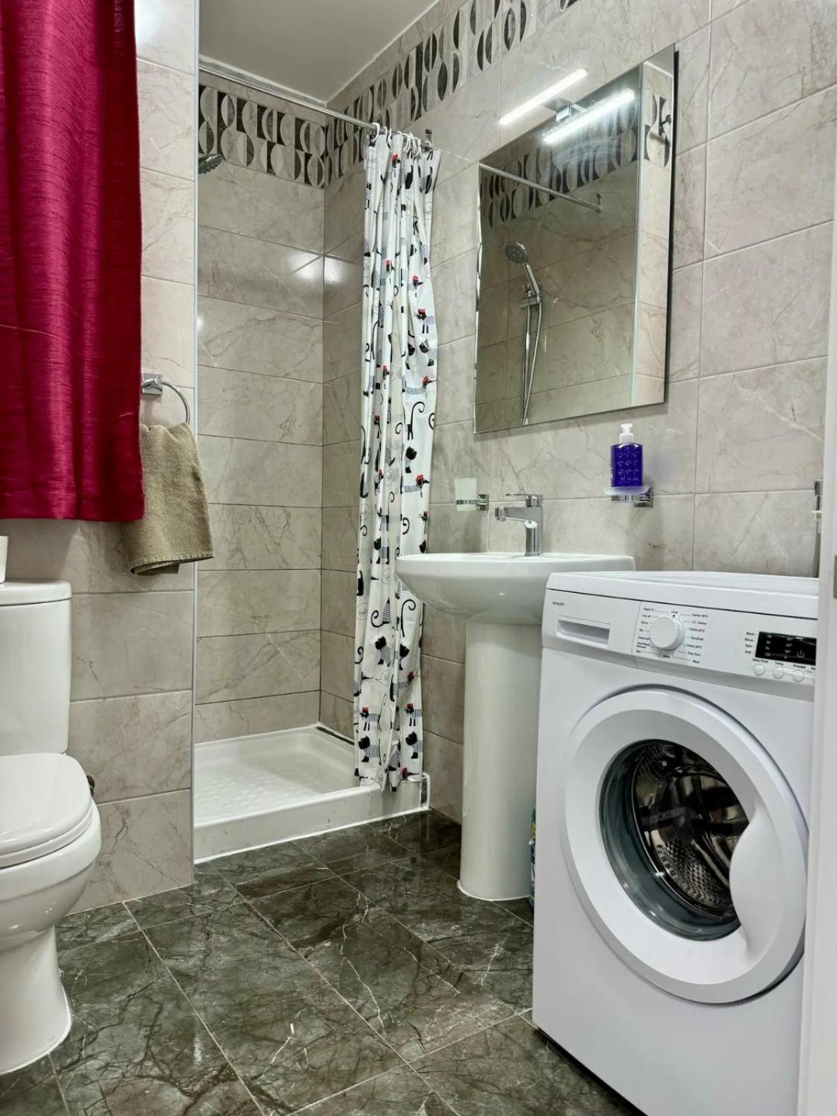 Mive-Delux Three Bedroom Apartment In Марсаскала Екстериор снимка